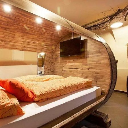Апартаменты Beer & Wine Cellar Любляна Экстерьер фото